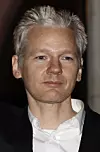 FASTLÅST: WikiLeaks-grunnlegger Julian Assange har sittet inne på den ecuadorianske ambassaden i London i snart tre år.
