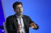 Open AI-sjefen Sam Altman tror KI-agentene kan bli en del av arbeidsstyrken allerede i år, og nå hever de blikket mot «superintelligens».