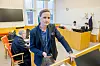 Marius Jansen møter sin tidligere arbeidsgiver Experis i retten denne uken etter uenighet om kundeklausuler. Her med sin advokat Alex Borch i Hjort. Til høyre Experis' kommersielle direktør Marko Valsimidis og Experis' advokat.