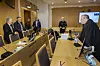 Etterretningssjefen Nils Andreas Stensønes i retten med to representanter fra E-tjenesten til venstre og saksøkernes advokat Jon Wessel-Aas til høyre, i retten under saken i tingretten. Foto: Arash A. Nejad