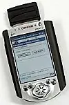 Compaq iPaq hånd-PC med Nokia GSM-kort i jakken. Foto: Eirik Rossen
