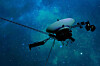 Voyager 1 nærmer seg 25 milliarder kilometers avstand fra jorden og mister stadig mer og mer av den tilgjengelige strømmen. Likevel har Nasa atter en gang klart å gjenopprette kontakten.