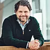 Pål Rune Kaalen, leder for privatmarkedet i Telia Norge sier utlendingene er på full fart tilbake til Norge. Foto: Telia