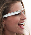Google Project Glass er det mest berømte av teknobrillene det jobbes med. Men også selskaper som Apple, Microsoft, Olympus og Sony har forsket på smarte briller. Det samme gjør en rekke nye, mindre kjente selskaper (foto: Google Project Glass).