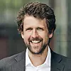 Max Graff er viseadministrerende direktør i Jotta Group. Han sier saken er krevende å håndtere for selskapet. Foto: Jotta Group