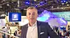 Teknisk direktør Ulf Ewaldsson i Ericsson skal sammen med sine kolleger i Deutsche Telekom og SK Telecom teste 5G mellom Sør-Korea og Tyskland. Her er han fotografert under Mobile World Congress i februar, der samarbeidsavtalen mellom de tre ble signert.