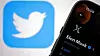 Den nye logoen til Twitter (X) sett på Twitter-kontoen til Elon Musk, mens den gamle Twitter-logoen vises i bakgrunnen.