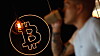 Det er ikke bare i Europa at kryptovaluta har blitt populært. Inflasjons-trøtte argentinere lokkes av Bitcoin. Her fra en kryptokafé i Buenos Aires.