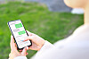 Tilsynsmyndigheten i Danmark vil se på mobiloperatørenes praksis etter at det er kommet fram at ansatte har lest SMS-er på jakt etter svindelmeldinger. Også i Norge kan SMS-er bli lest.