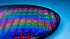 Silisiumskive med mikrobrikker fra Intel. Bilde fra 2021.