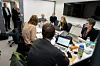 Her trener kommunene på samhandling, kommunikasjon og harde prioriteringer, samtidig som de får kjenne tempoet i cyberhendelser. Bildet er fra en øvelse ved Norwegian Cyber Range. Foto: Kenneth Nordahl Pedersen/NTNU