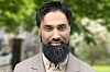 – Spørsmålet blir ikke bare om en tekst er skrevet av et menneske eller en maskin. Spørsmålet blir hvem som tar ansvar for det teksten sier, skriver Zeshan Ullah Qureshi.