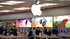 Apple hadde et overskudd nærmere på 260 milliarder kroner i første kvartal. .
