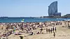Mange nordmenn bor hele eller deler av året i Spania, og ser fram til å bruke Bankid mot spanske offentlige nettjenester. Her ser vi strandlivet i Barcelona.