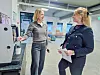 Ranveig Marisei (t.v) er leder for forretningsutvikling i Ework. Hun mener regjeringens nye forslag til løsning på innleiekaoset ikke holder mål.