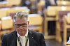 Leder i Stortingets justiskomité Per-Willy Amundsen (Frp) er veldig kritisk til at det er flertall for å godta regjeringens forslag om endringer i politiregisterloven. Endringene vil gi PST mulighet til å overvåke, lagre og analysere alt som skjer på det åpne internettet i Norge. Foto: Hanna Johre/NTB