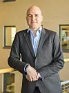 Eirik Moen i NTT Security tar til orde for at bedrifter må begynne å dekryptere de ansattes HTTPS-trafikk. Men han sier at han forstår motforestillingene. Bilde: NTT Security