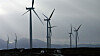 Billig norsk vindkraft med gunstig elavgift er attraktivt for IT-gigantene. Det betyr ikke at de legger datasentrene sine til Norge. Illustrasjonsfoto/arkivfoto er fra vindmølleparken på Smøla.