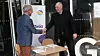 Sverre Gotaas, administrerende direktør for Herøya Industripark har signert en avtale om samarbeid med administrerende direktør i Telia Norge, Stein-Erik Vellan i Telias 5G-lab.