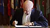Montanas guvernør Greg Gianforte signerte onsdag loven som forbyr Tiktok i delstaten fra 1. januar 2024.