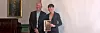 Lysne overrakte utvalgets innstilling til forsvarsminister Ine Marie Eriksen Søreide.