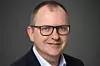 Den vanligste reaksjonen er å behandle symptomet, ikke sykdommen, skriver Per Arne Flatebø i IFS om problemer med digitalisering.