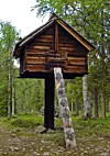 En variant av den samiske njalla. Trygg for rovdyr. Foto: Skugsfrun, Wikimedia Commons