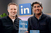 Ryan Roslansky (t.v.) og Aneesh Raman i Linkedin heier på mennesker i KI-æraen.
