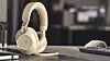Toppmodellen: Jabra Evolve2 85 tilfører hodetelefoner noe helt nytt. Også et nytt prisleie.