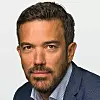 Fredrik Pharo er salgs- og markedsdirektør for utdanningsavdelingen i Cappelen Damm. Foto: Cappelen Damm