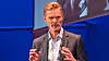 Øyvind Husby, administrerende direktør i IKT Norge, skriver at personverndirektivet GDPR har bidratt til å styrke personvernet, men også har kommet med store kostnader. Her er Husby avbildet under Attack-konferansen i høst.