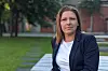 Politioverbetjent Nina Sunde har gjennom en årrekke forsket på hvordan den menneskelige faktoren påvirker bevisene. Foruten politiutdanning har hun doktorgrad i kriminologi og nettopp digitale bevis, og leder forskergruppen «politi og teknologi» ved Politihøgskolen.