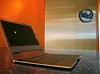 Med 14 mm tykkelse er dette verdens hittil tynneste netbook. Den er basert på Intel Canoe Lake-plattform og Pine Trail-utgavene av selskapets Atom-prosessor.