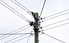 Telefonkabler på den gammeldagse måten. Kanskje er dette synet snart historie. Flere og flere statlige- og kommunaleorganer går nå for nyere teknologi. Foto: Scanpix