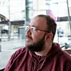 Islendingen Ólafur Waage ble den første som kjørte Doom på en satellitt. Foto: Are Thunes Samsonsen