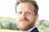 Simen Bakke, senior informasjonssikkerhetsrådgiver, skriver i kronikken om hvordan bakdøren i xz-biblioteket trolig ble plassert der.