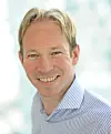 Thomas Pettersen i Embriq har aldri tidligere sett en større avtale. Selskapet må nå rekruttere flere ingeniører.