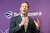 KORRUPSJONSMISTANKE: Mer enn halvparten av innbyggerne i Aserbajdsjan lever under fattigdomsgrensen. Nå er TeliaSonera mistenkt for delaktighet i å ha plyndret landet for milliarder. Bildet viser teleselskapets svenske toppsjef Johan Dennelind under en resultatpresentasjon i fjor.