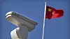 Et overvåkingskamera i et trafikkryss i Beijing. USA har svartelistet en rekke kinesiske teknologiselskaper som utvikler kameraer med ansiktsgjenkjenning. Begrunnelsen er anklager om at Kina bruker dem til å undertrykke landets muslimske minoriteter.