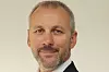 Bruken av kunstig intelligens gjør sikkerheten må være intrikat tilpasset de unike operasjonene i markeds- og kommunikasjonsavdelingen, skriver Simon Ranyard, managing director for Nordvest-Europa ved Orange Business, i kronikken.
