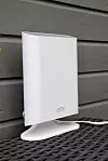 Utendørsenheten til Netgear Orbi Pro. Foto: Kurt Lekanger