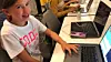 13 år gamle Moira skulle gjerne kodet så fuglen i spillet fikk et «random skin» hver gang den respawnet.