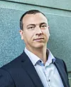 Vår holdning er at FN-rapporten er en god og relativt grundig temperaturmåler. Men verdt å merke seg at alt ikke er like relevant for Norge, for eksempel at den legger vekt på fastlinje til telefon, sier Abelias Kjetil Thorvik Brun. Foto: Esben Johnsen
