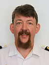 Orlogskaptein Tor Ivar Strømmen forsker på sjømaktsteori og er ansatt på Sjøkrigsskolen som hovedlærer i maritime operasjoner. Foto: Forsvaret.no