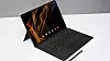 Svær: Tab S8 Ultra med Book Cover Keyboard i grafittfarge er et nettbrett som er i ferd med å bli en PC.