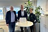 Eltel-hovedtilitsvalgt Tom-Werner Andersen, Eltel-sjef Thor-Egel Bråthen og Fairplay Byggs fagansvarlige for A-krim, Hanna Kjemprud, etter at Eltel i går signerte etikkplakaten, og ble Fairplays største medlem fra telekombransjen.