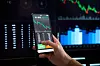 Bruken av bitcoin vokser i Norge. En ny undersøkelse viser at 550.000 nordmenn eier kryptovaluta. Internasjonalt er markedsverdien av bitcoin i omløp større enn oljefondet, ifølge forfatterne.