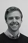 Martin Skow Røed er grunnleggeren av selskapet. Han står også for mesteparten av kodingen av algoritmen. Foto: Privat