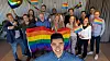Uy Tran, her flankert av kolleger i Webstep, mener Pride fortsatt er nødvendig.