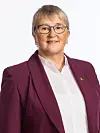 Birgit Oline Kjerstad (SV) reagerer kraftig på at det finnes betalingsterminaler som blinde og svaksynte ikke kan bruke. Foto: Stortinget